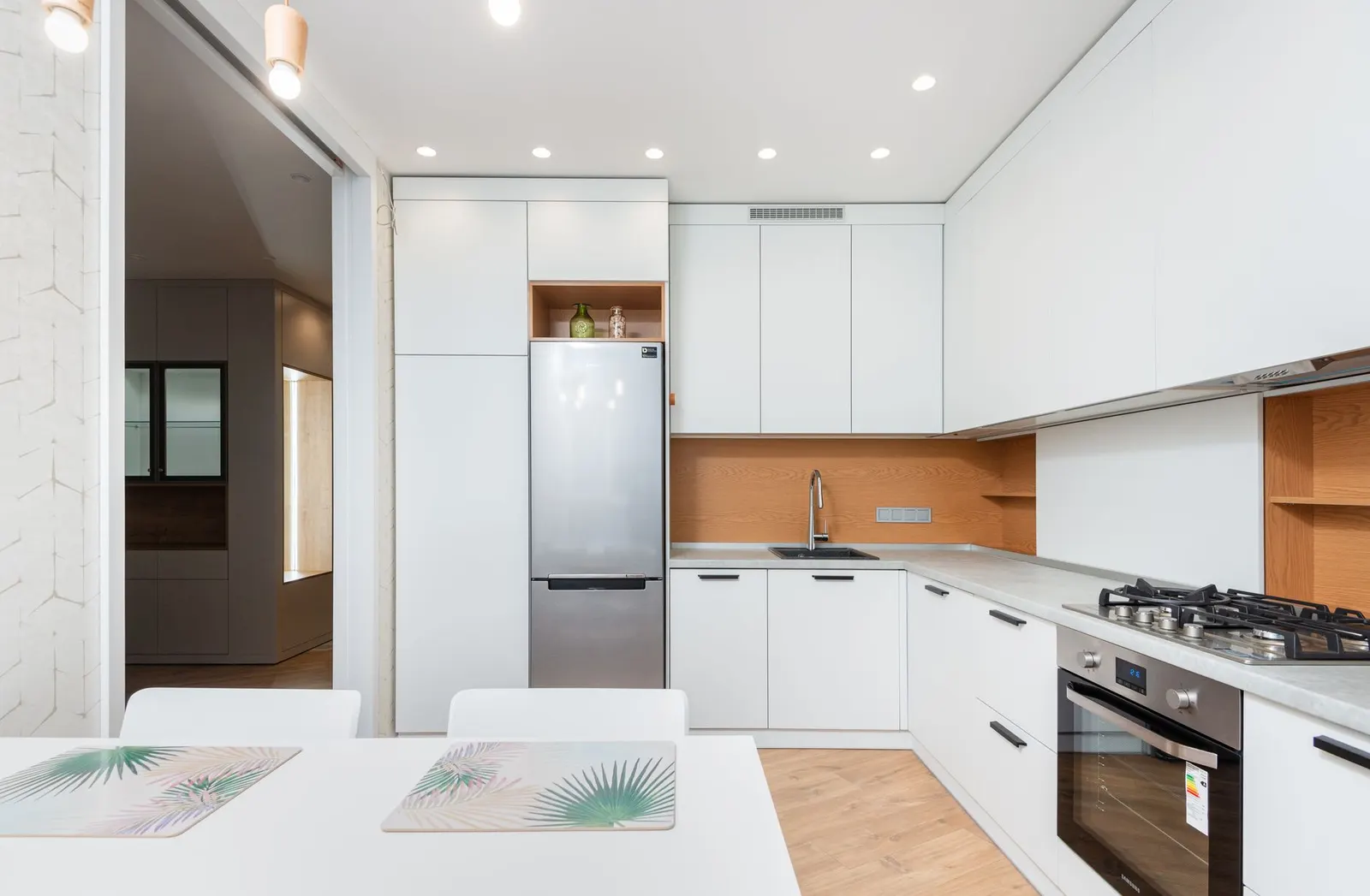 Apartamento 2 dormitórios para locação em Jacupeval, São Paulo — Cozinha