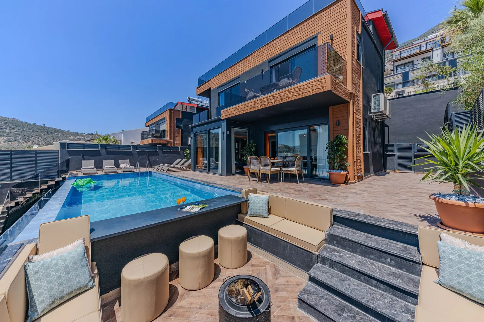 Casa 3 dormitórios para locação em Brooklin Velho, São Paulo — Piscina