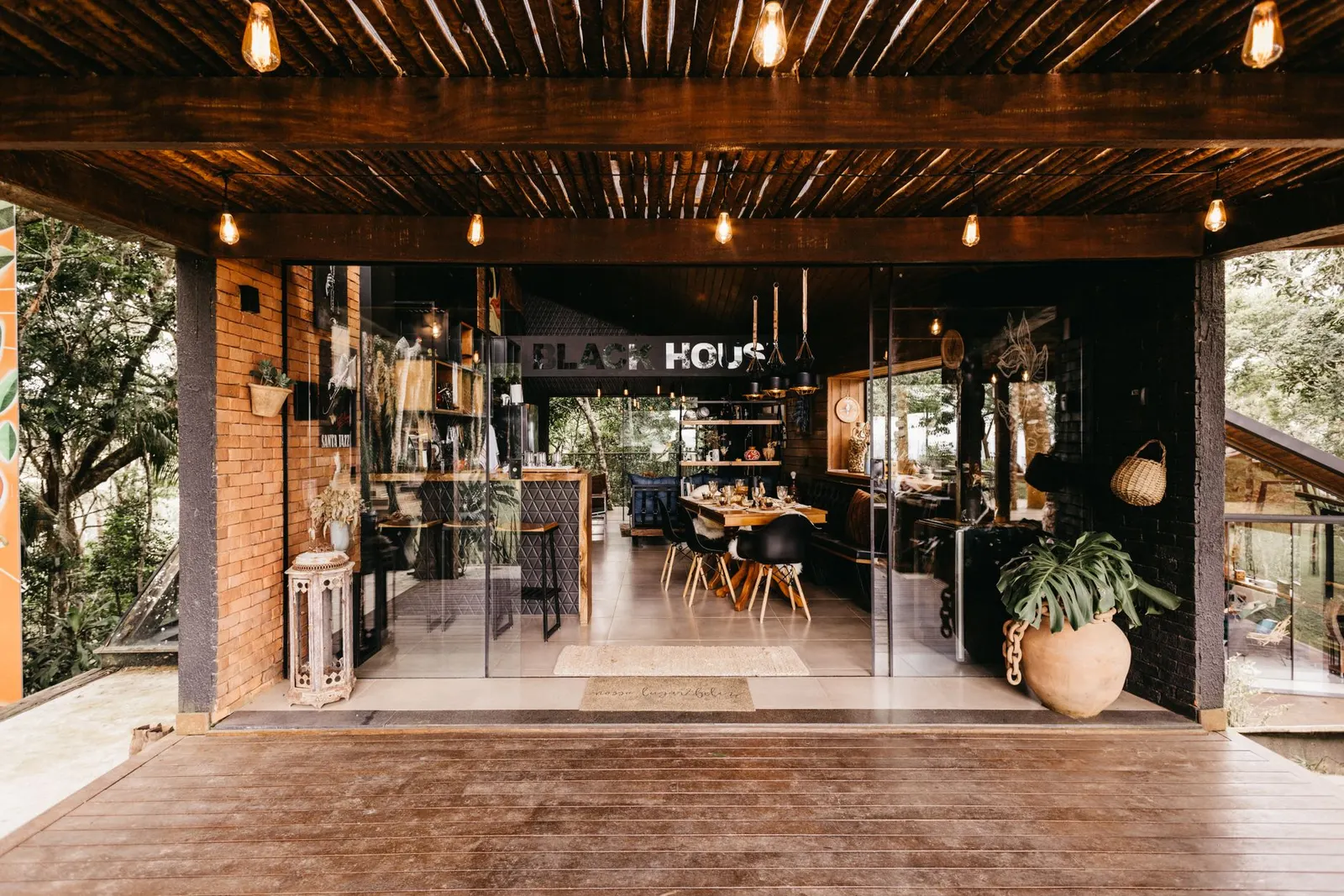 Casa 4 dormitórios para locação em Artur Alvim, São Paulo — Varanda