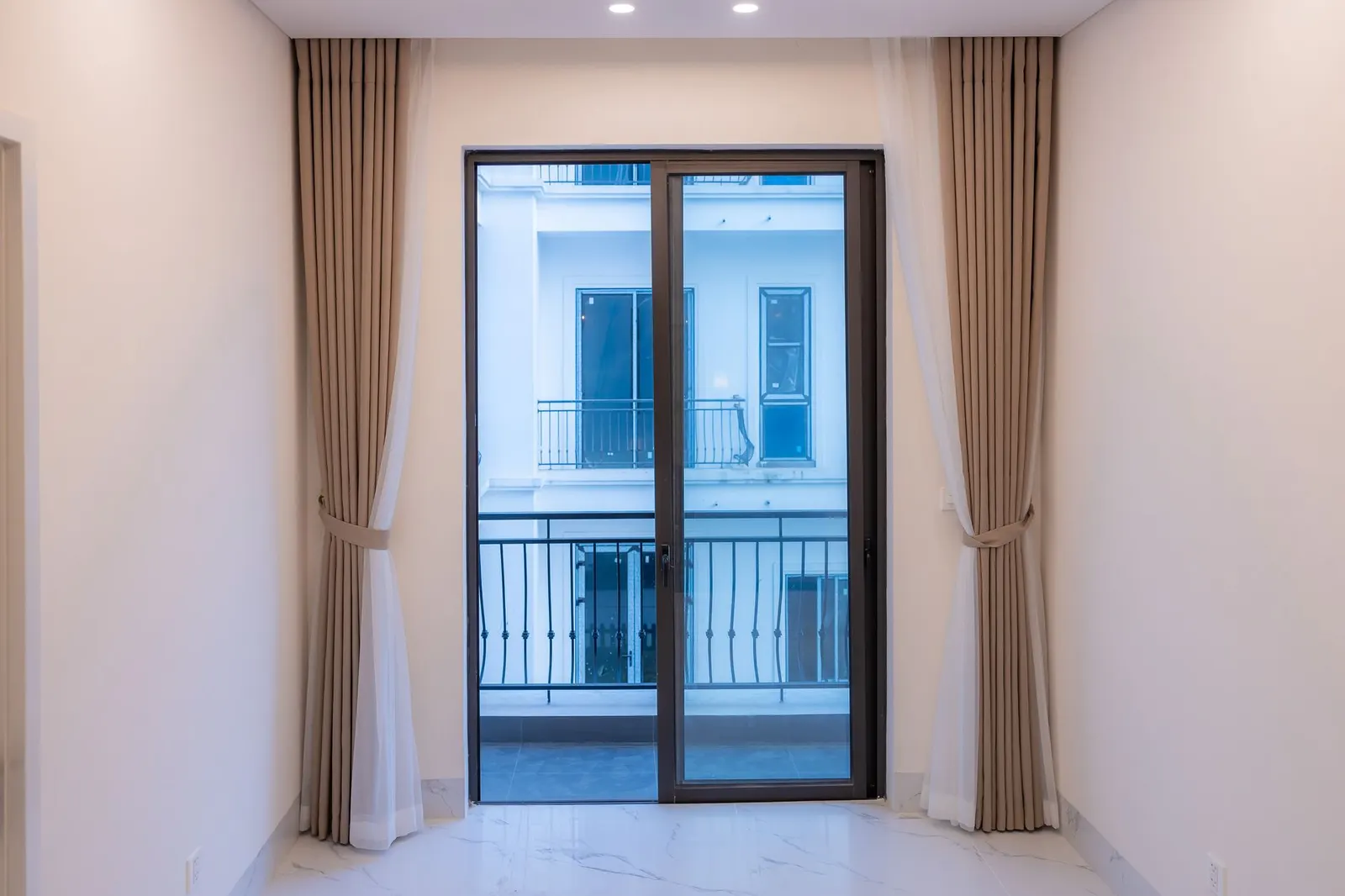 Apartamento 2 dormitórios à venda em Teonilo de Souza, São Paulo — Varanda