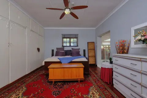 Casa 2 dormitórios para locação em Raimundo Pereira de Magalhães, São Paulo