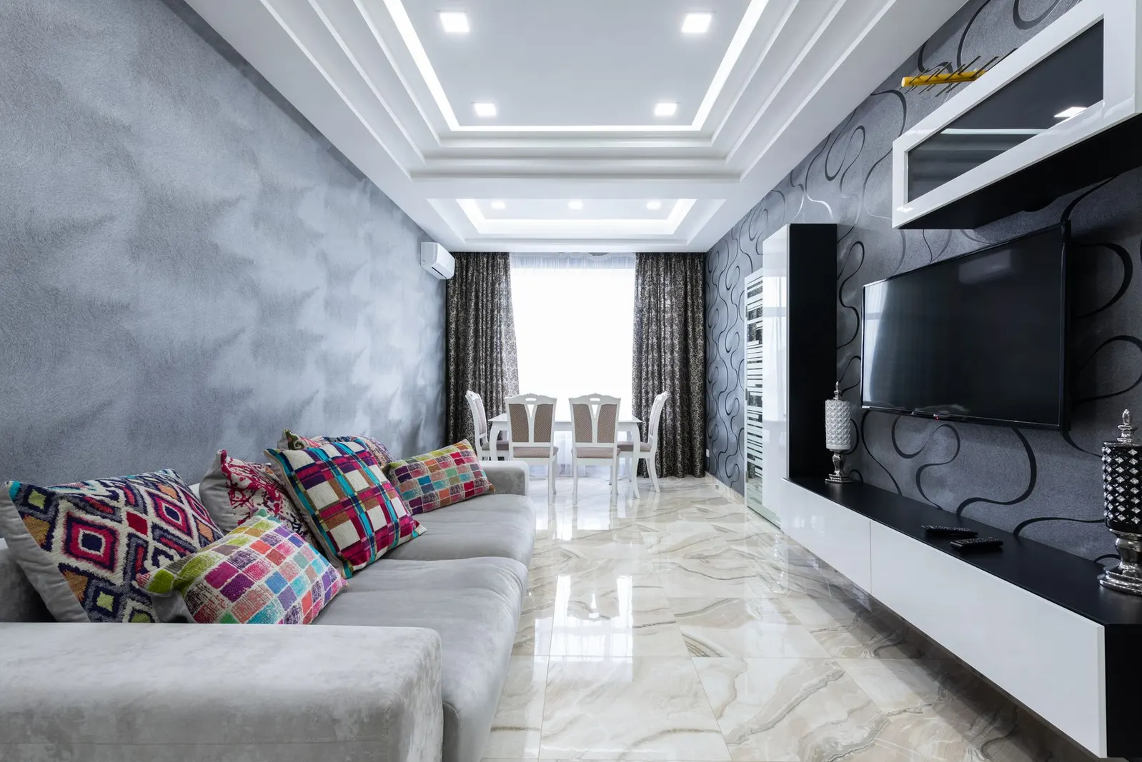 Studio à venda e para locação em Cohab José Bonifácio, São Paulo — Sala de estar