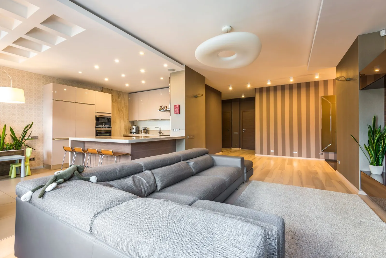 Studio à venda e para locação em Piscinão Aricanduva II, São Paulo — Sala de estar