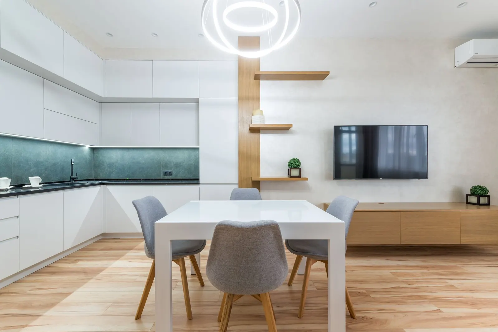 Apartamento 2 dormitórios para locação em Jardim Samara, São Paulo — Cozinha