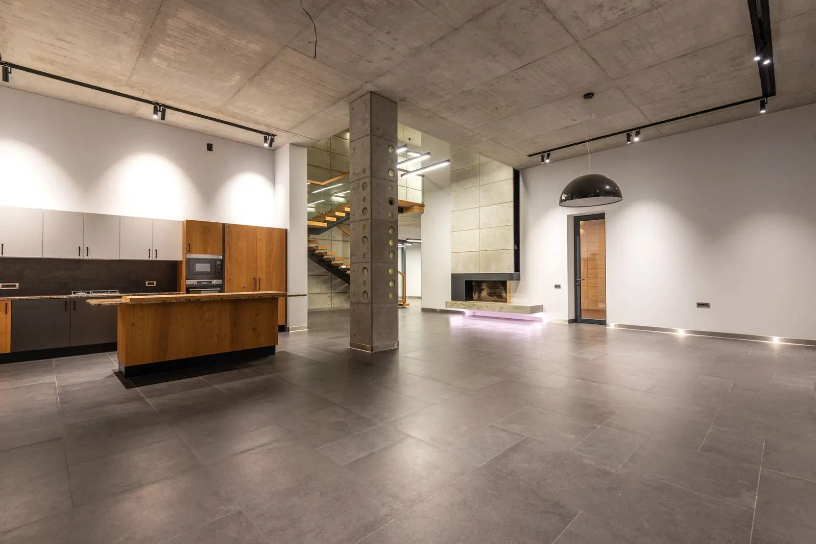 Icônico — Hall de entrada