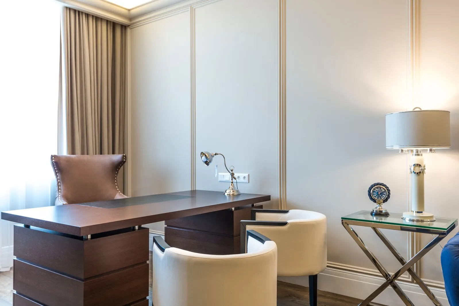 Apartamento 3 dormitórios à venda em Pangaua, São Paulo — Escritório