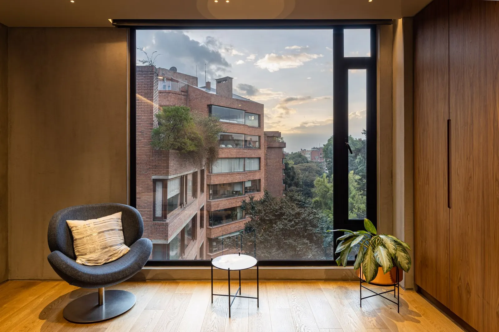 Apartamento 1 dormitório à venda em Cirenaica ou M. Luíza do Espírito Santo, São Paulo — Sala de estar