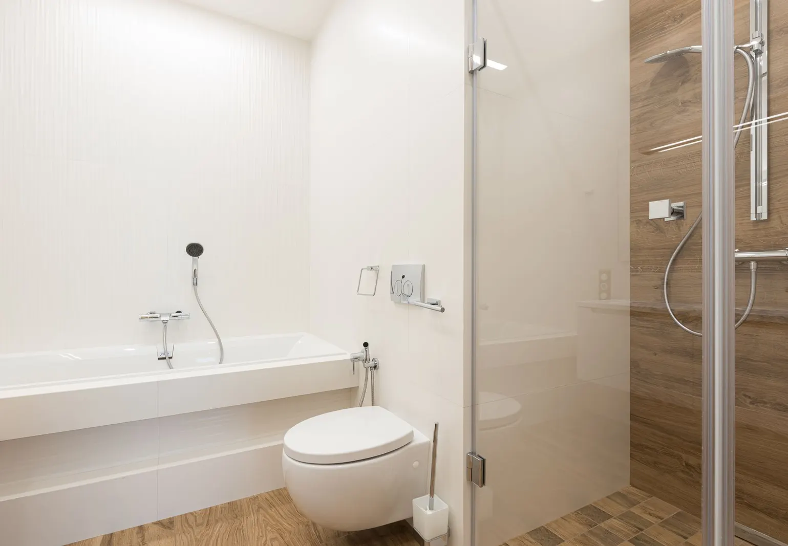 Apartamento 4 dormitórios à venda em Vila Santa Maria, São Paulo — Banheiro