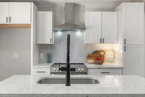 Apartamento 5 dormitórios à venda em Santa Rosa, São Paulo