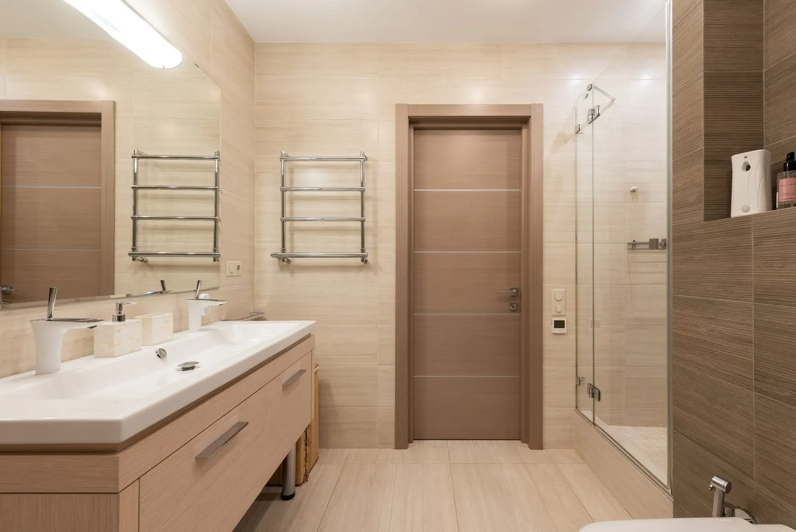 Apartamento 5 dormitórios à venda em Santa Rosa, São Paulo — Banheiro