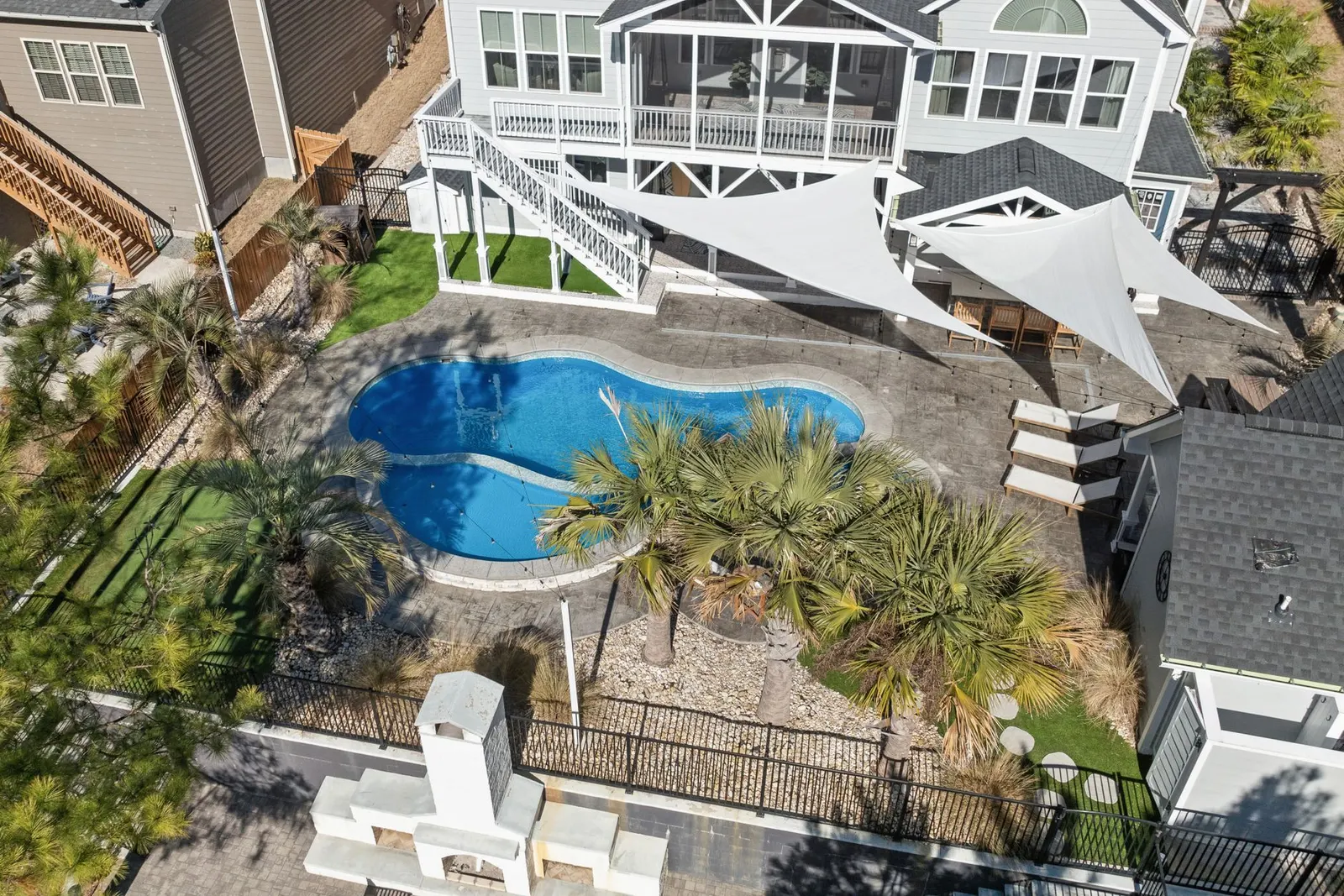 Casa 2 dormitórios à venda e para locação em Jardim Varginha III, São Paulo — Piscina