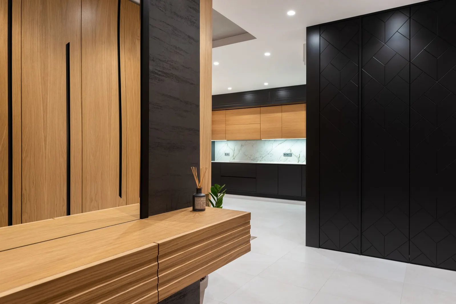 Studio à venda em Vera Cruz II, São Paulo — Hall de entrada