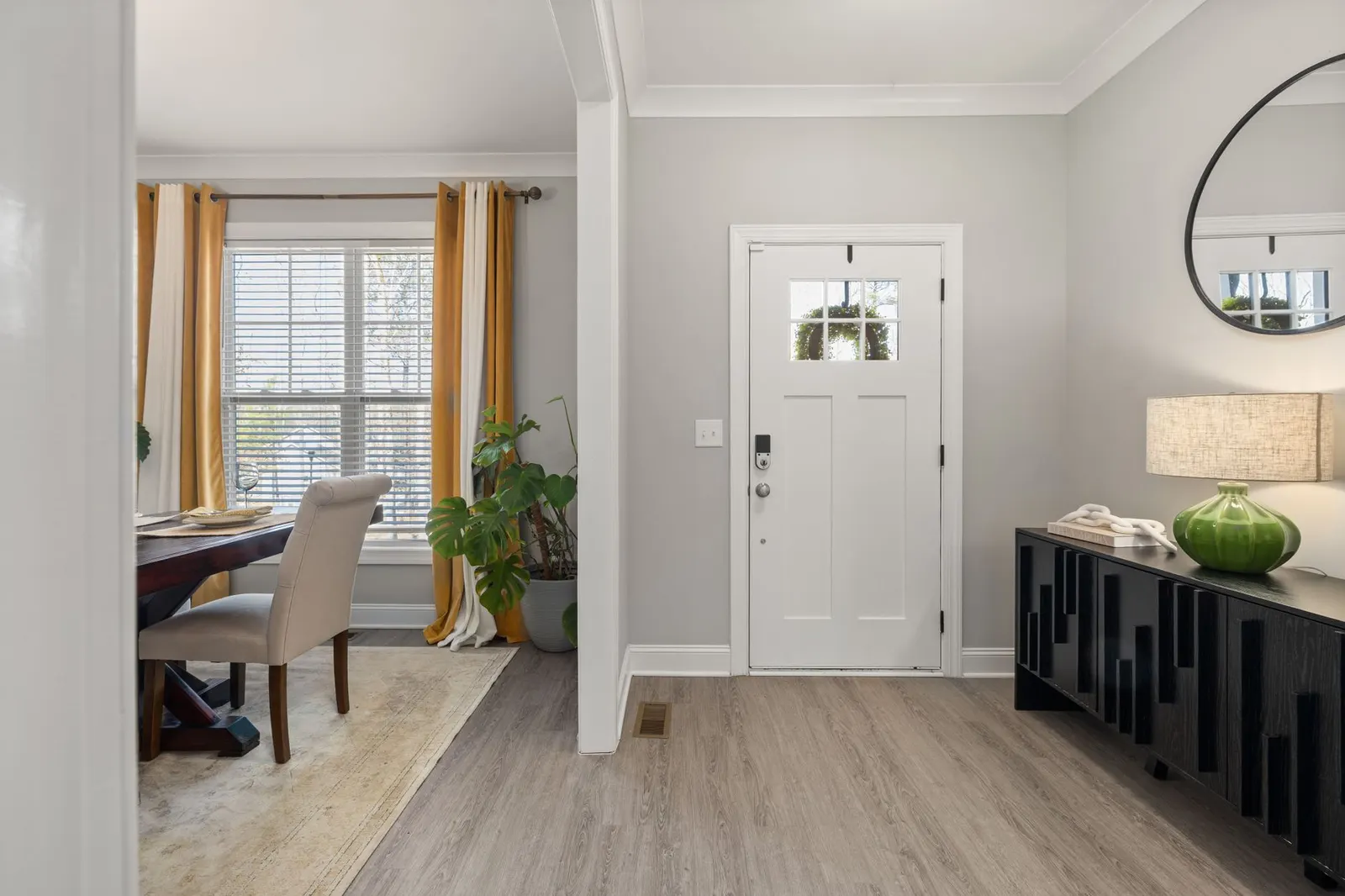 Apartamento 4 dormitórios à venda em Pedro Paulo Lagreca Neto, São Paulo — Hall de entrada