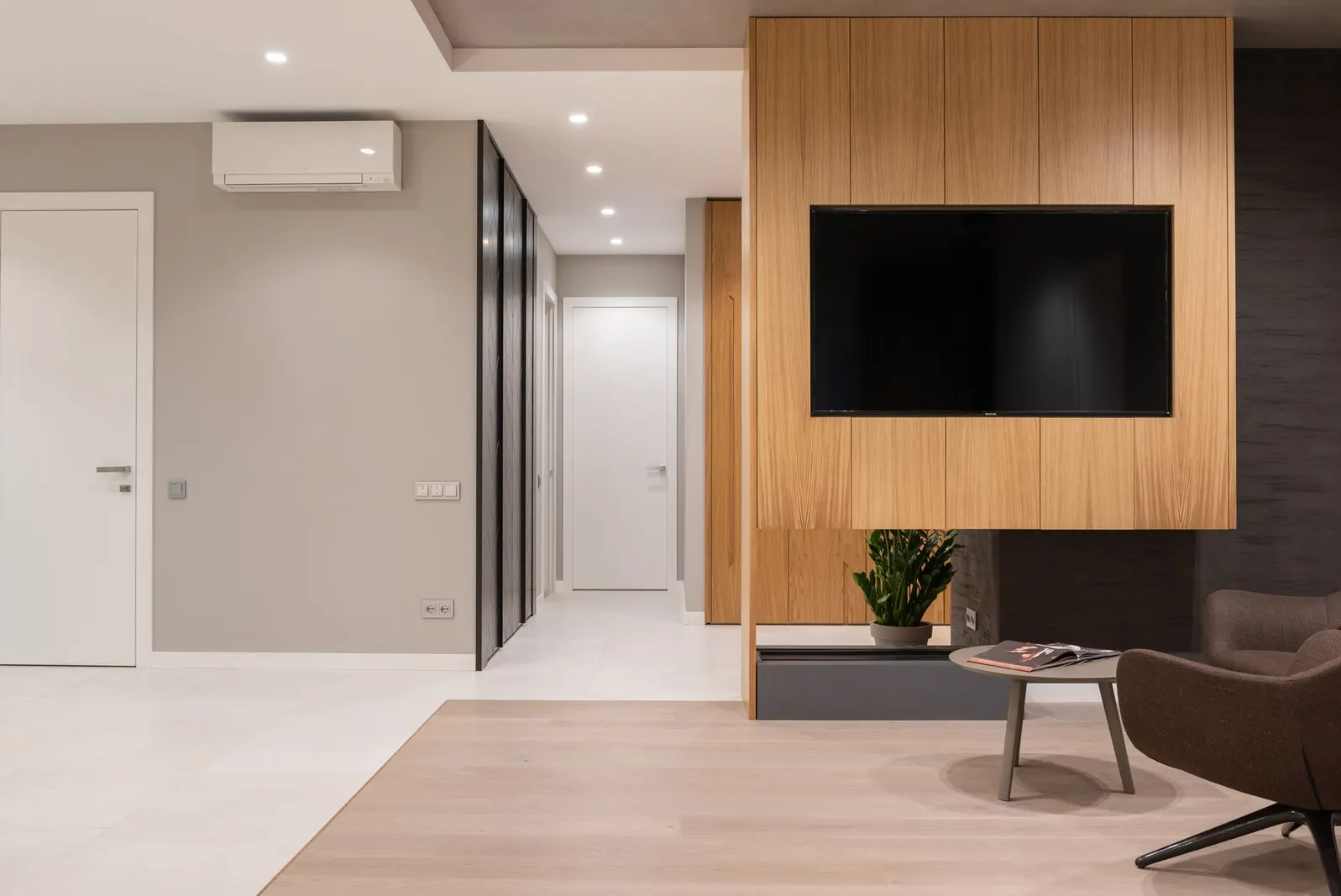 Apartamento 3 dormitórios à venda em Da Divisa III, São Paulo — Hall de entrada