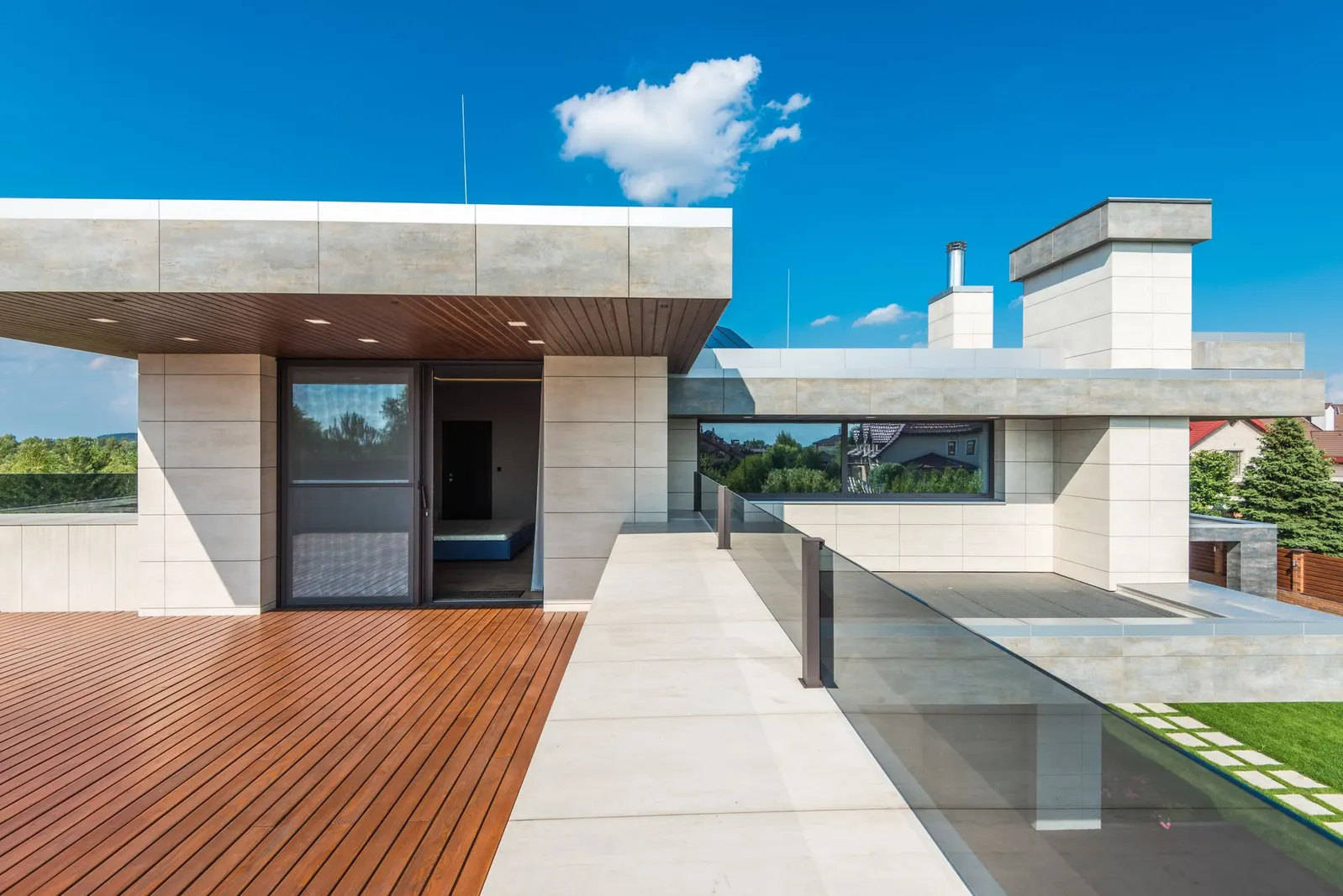 Casa 3 dormitórios para locação em São Mateus, São Paulo — Varanda