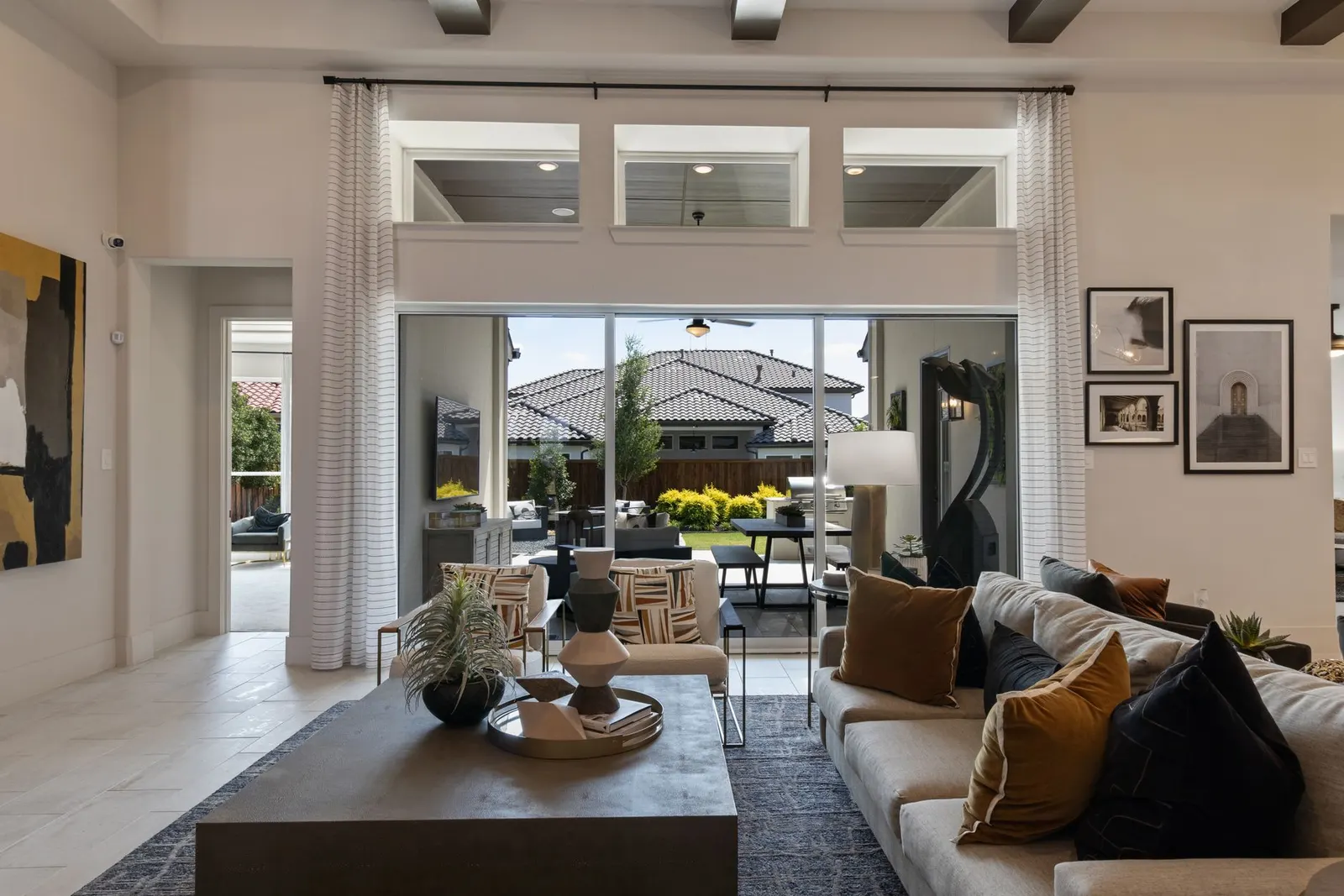 Casa 1 dormitório para locação em Regina, São Paulo — Sala de estar