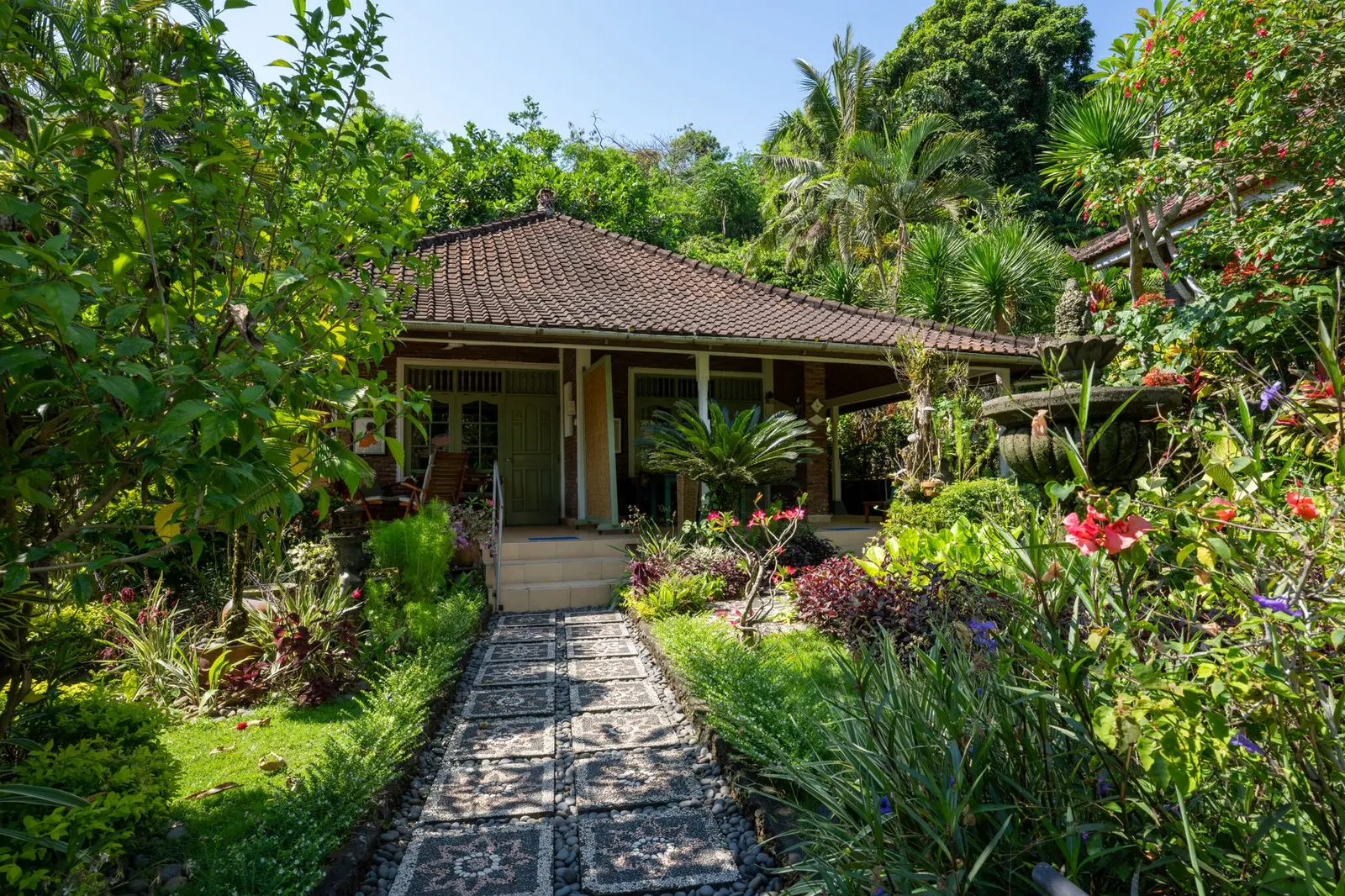 Casa 1 dormitório para locação em Regina, São Paulo — Jardim