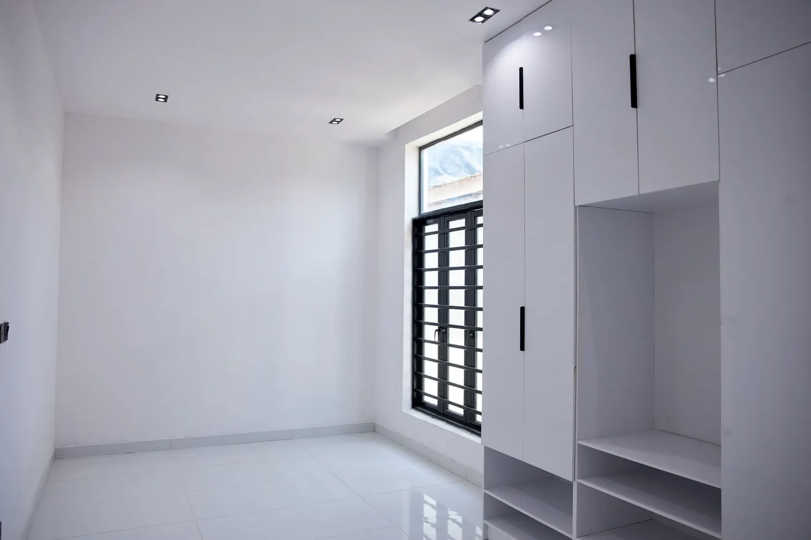 Studio à venda em Romulo Naldi, São Paulo — Lavanderia