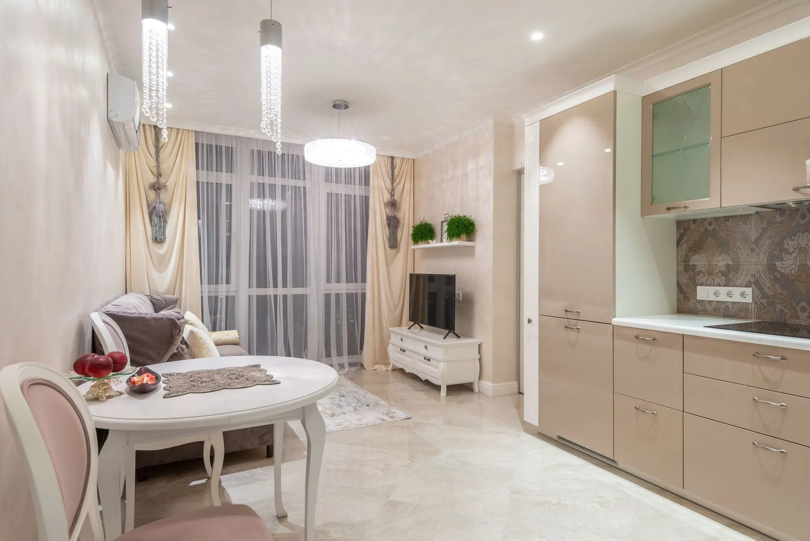 Apartamento 5 dormitórios à venda em Cirenaica ou M. Luíza do Espírito Santo, São Paulo — Cozinha