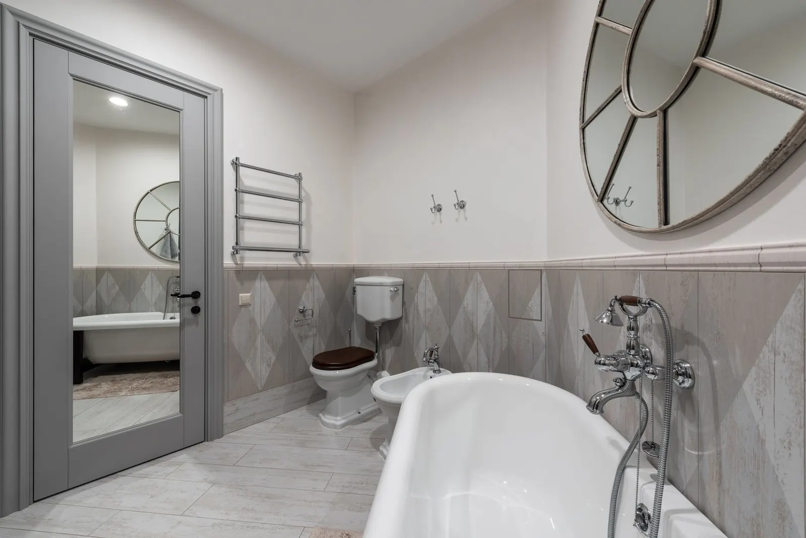 Apartamento 1 dormitório para locação em Bandeirantes I, São Paulo — Banheiro