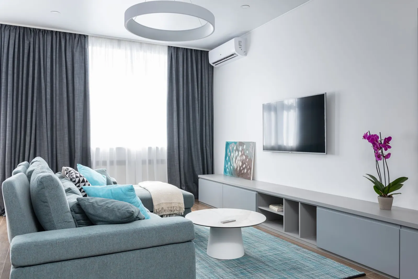 Apartamento 2 dormitórios à venda em Ermelino Matarazzo, São Paulo — Sala de estar