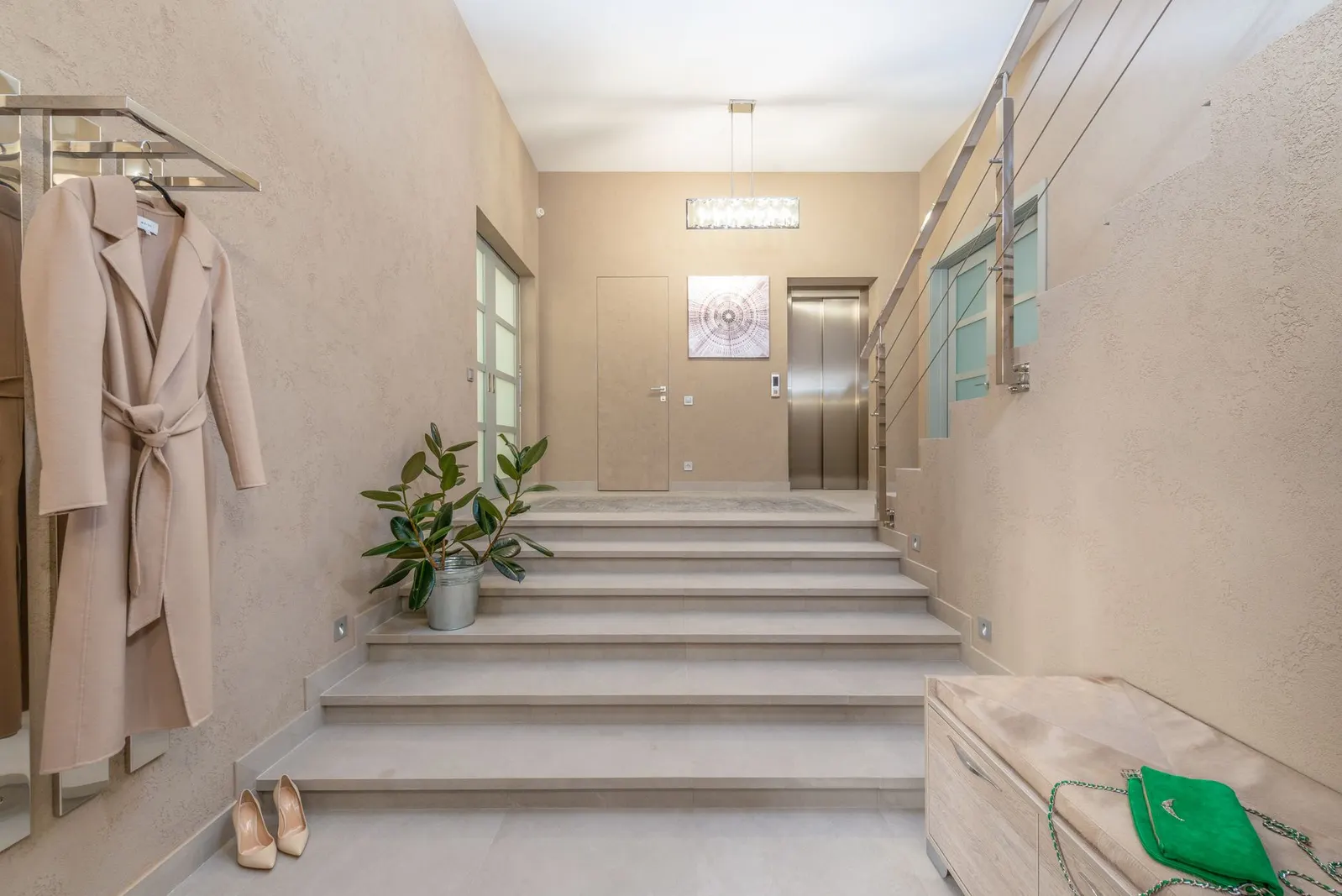 Studio à venda e para locação em Cidade Jardim, São Paulo — Hall de entrada