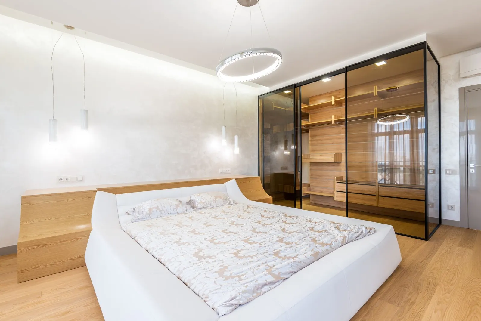 Apartamento 4 dormitórios à venda em Sonia Reginez, São Paulo — Suíte