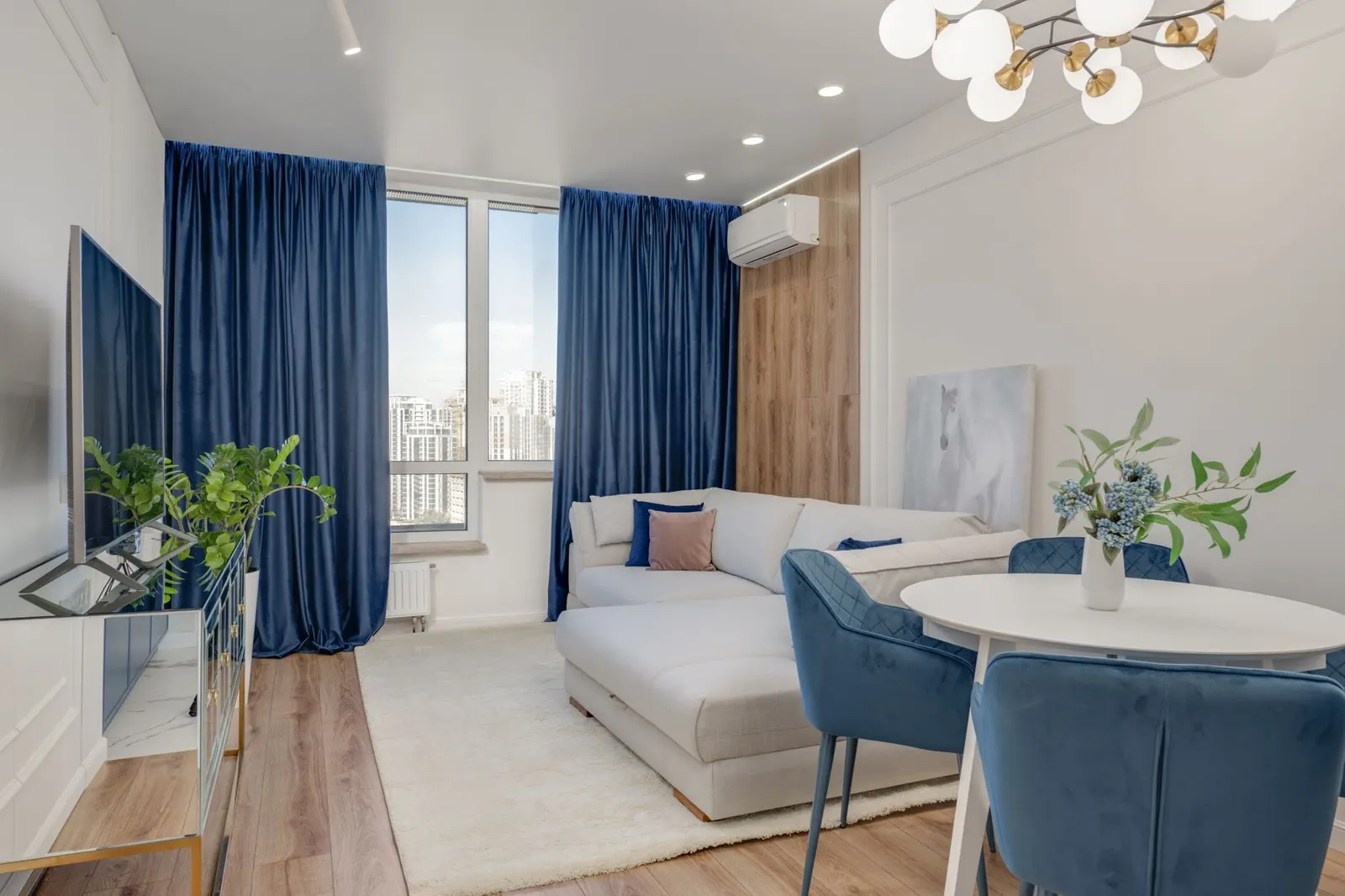 Apartamento 2 dormitórios para locação em Guavirituba, São Paulo — Sala de estar