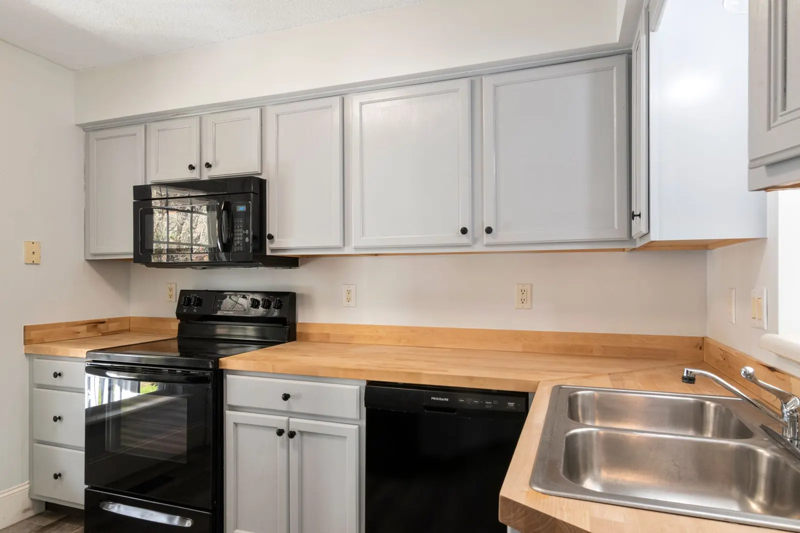 Apartamento 3 dormitórios à venda em Augusto Montenegro, São Paulo — Cozinha