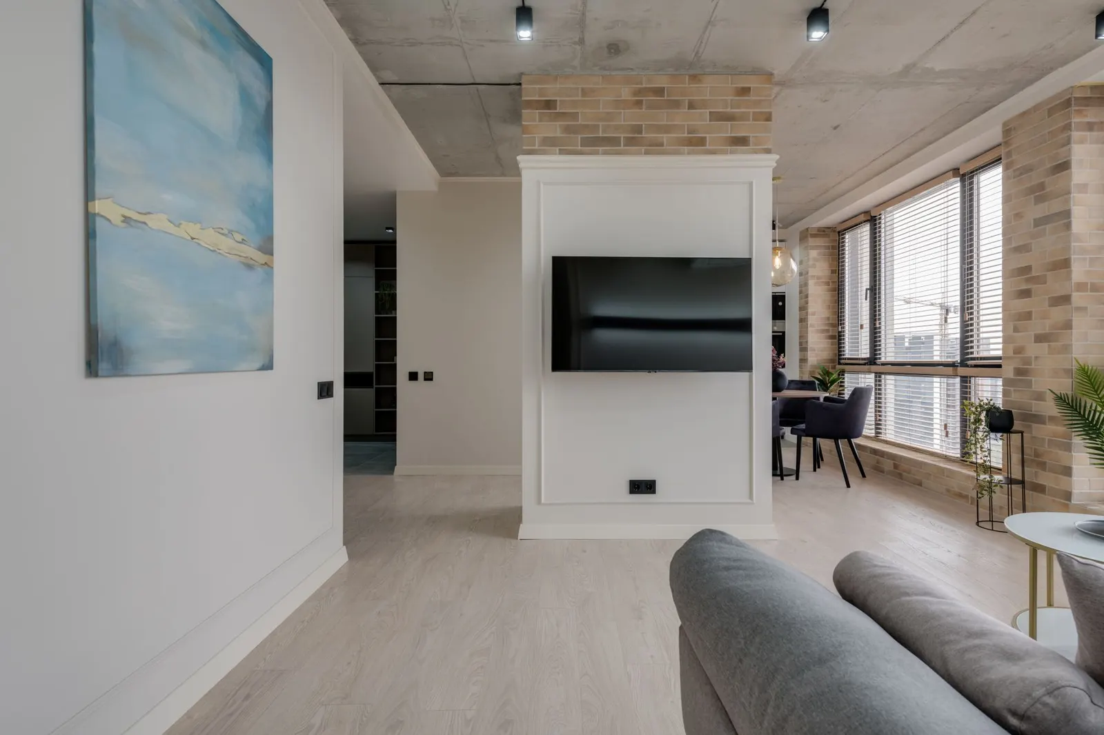 Apartamento 3 dormitórios à venda em Quadra A, São Paulo — Hall de entrada