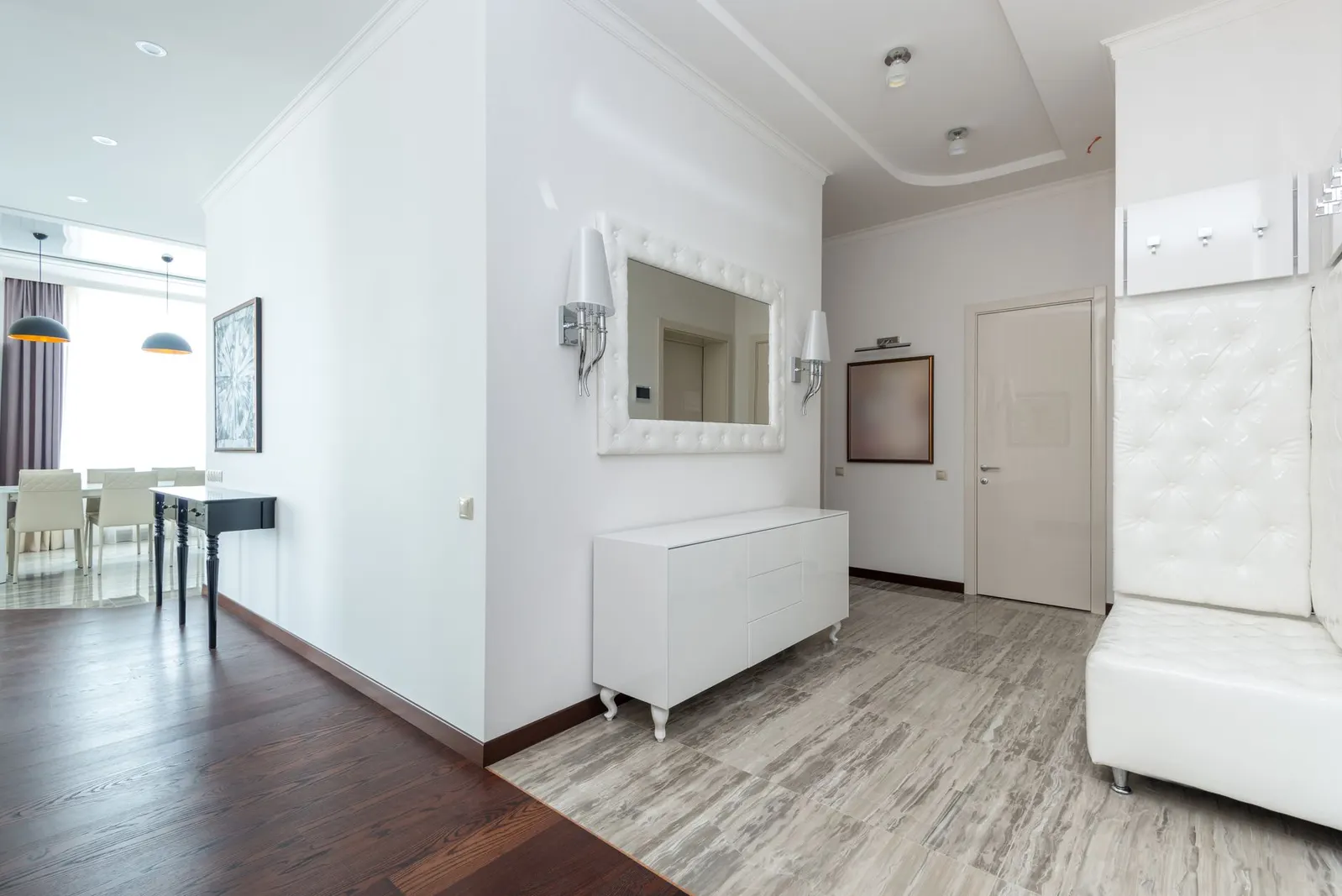 Apartamento 1 dormitório à venda e para locação em Jardim Paraná, São Paulo — Hall de entrada