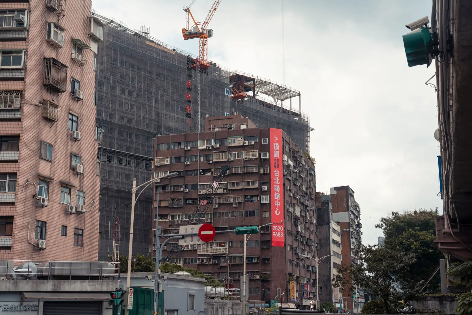 Apartamento 3 dormitórios à venda em Guavirituba, São Paulo — Fachada
