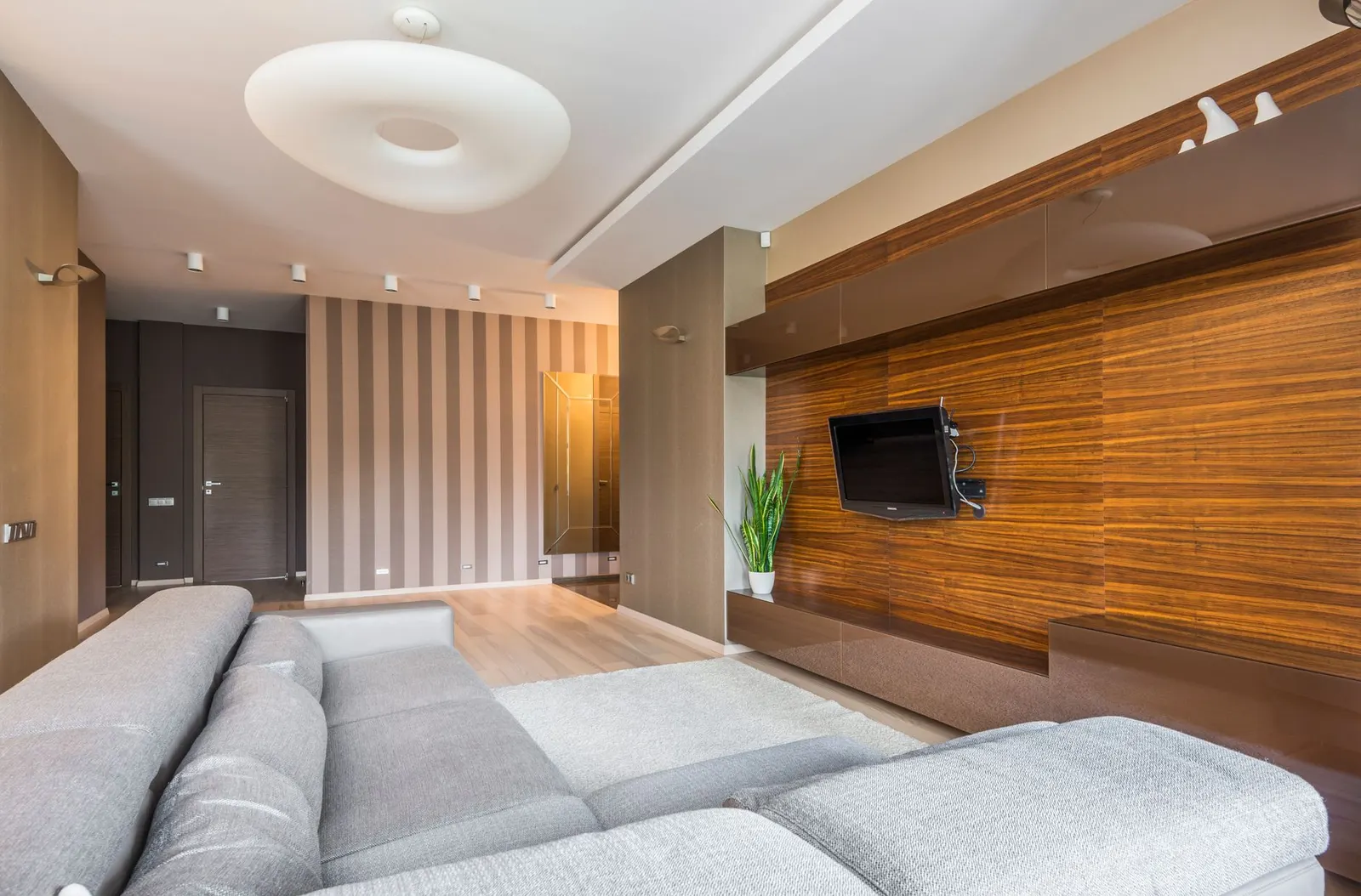 Apartamento 3 dormitórios à venda em Guavirituba, São Paulo — Sala de estar