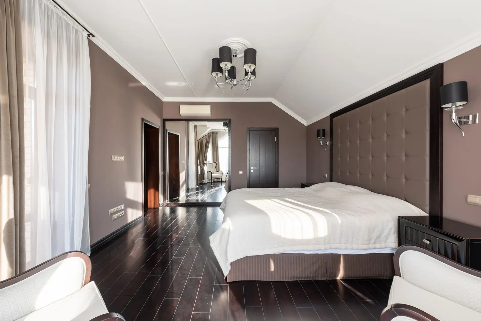 Apartamento 3 dormitórios à venda em Jardim Moraes Prado, São Paulo — Suíte