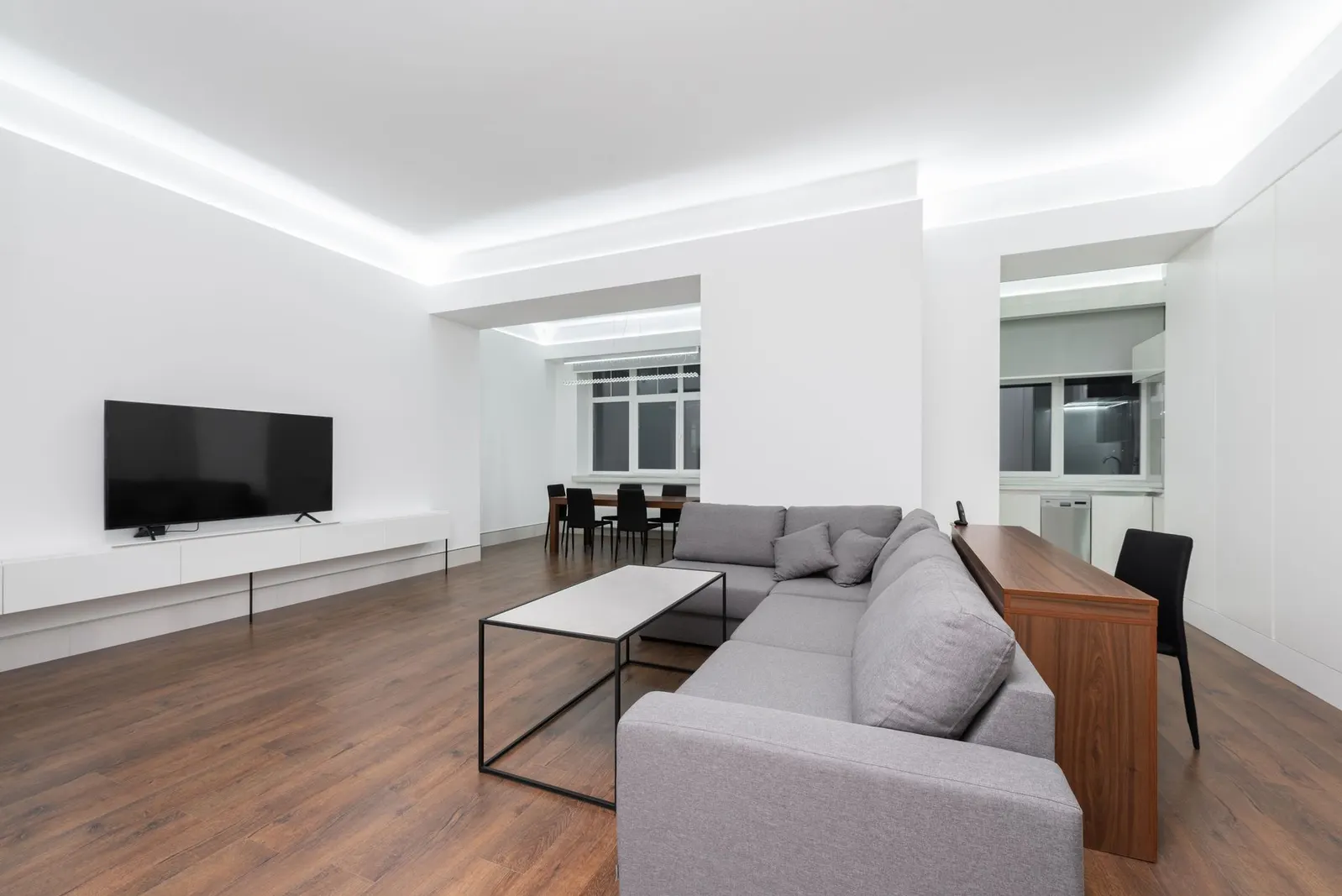 Studio à venda e para locação em Cantinho do Céu III, São Paulo — Sala de estar