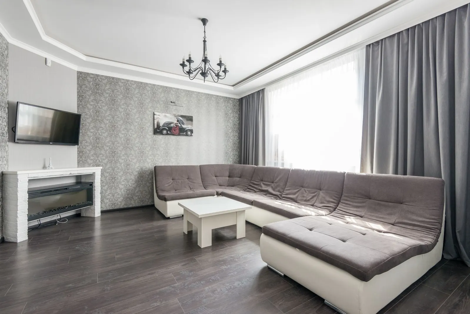 Apartamento 4 dormitórios à venda em Regina, São Paulo — Sala de estar