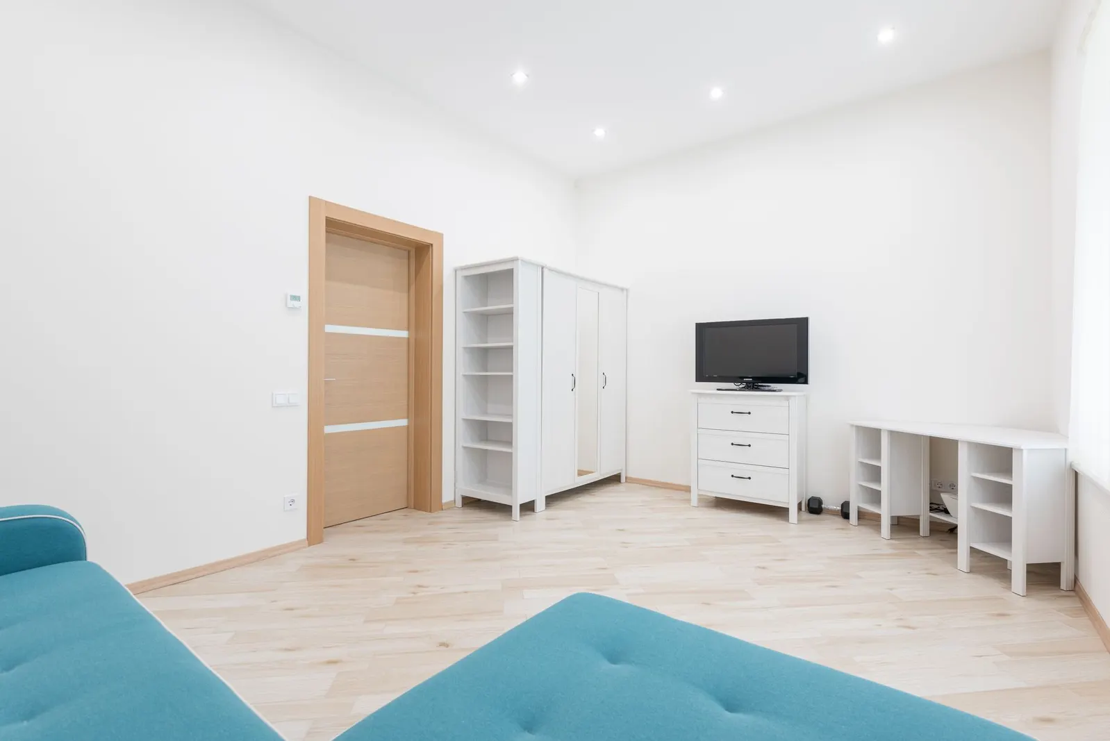 Apartamento 3 dormitórios à venda em Jardim Líbano, São Paulo — Sala de estar