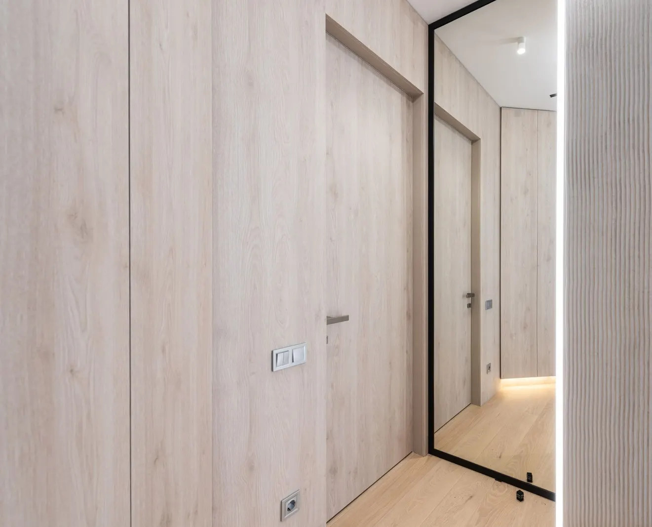 Apartamento 3 dormitórios à venda em Jardim Líbano, São Paulo — Hall de entrada