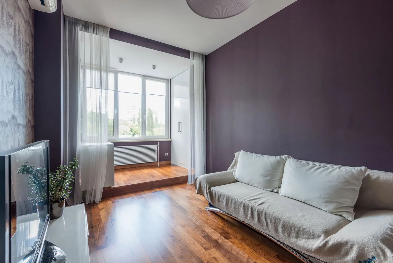 Apartamento 2 dormitórios para locação em Parque Maria Alice, São Paulo — Sala de estar