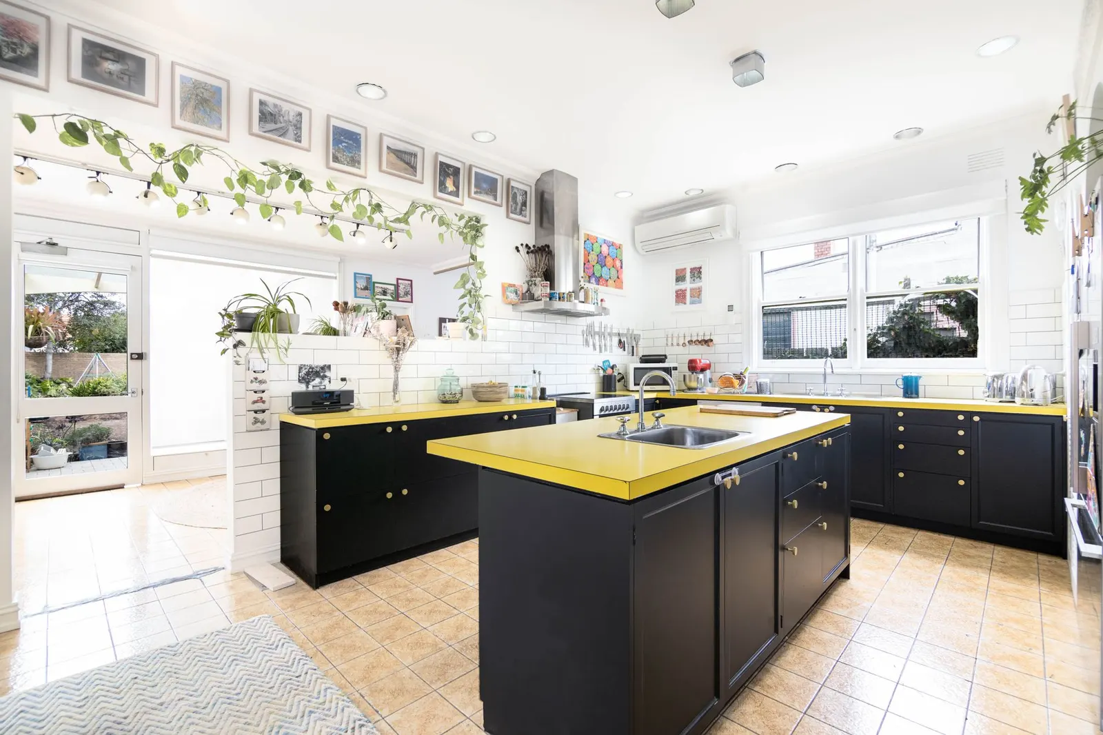 Casa 3 dormitórios à venda em Morro Oriente/Regina, São Paulo — Cozinha