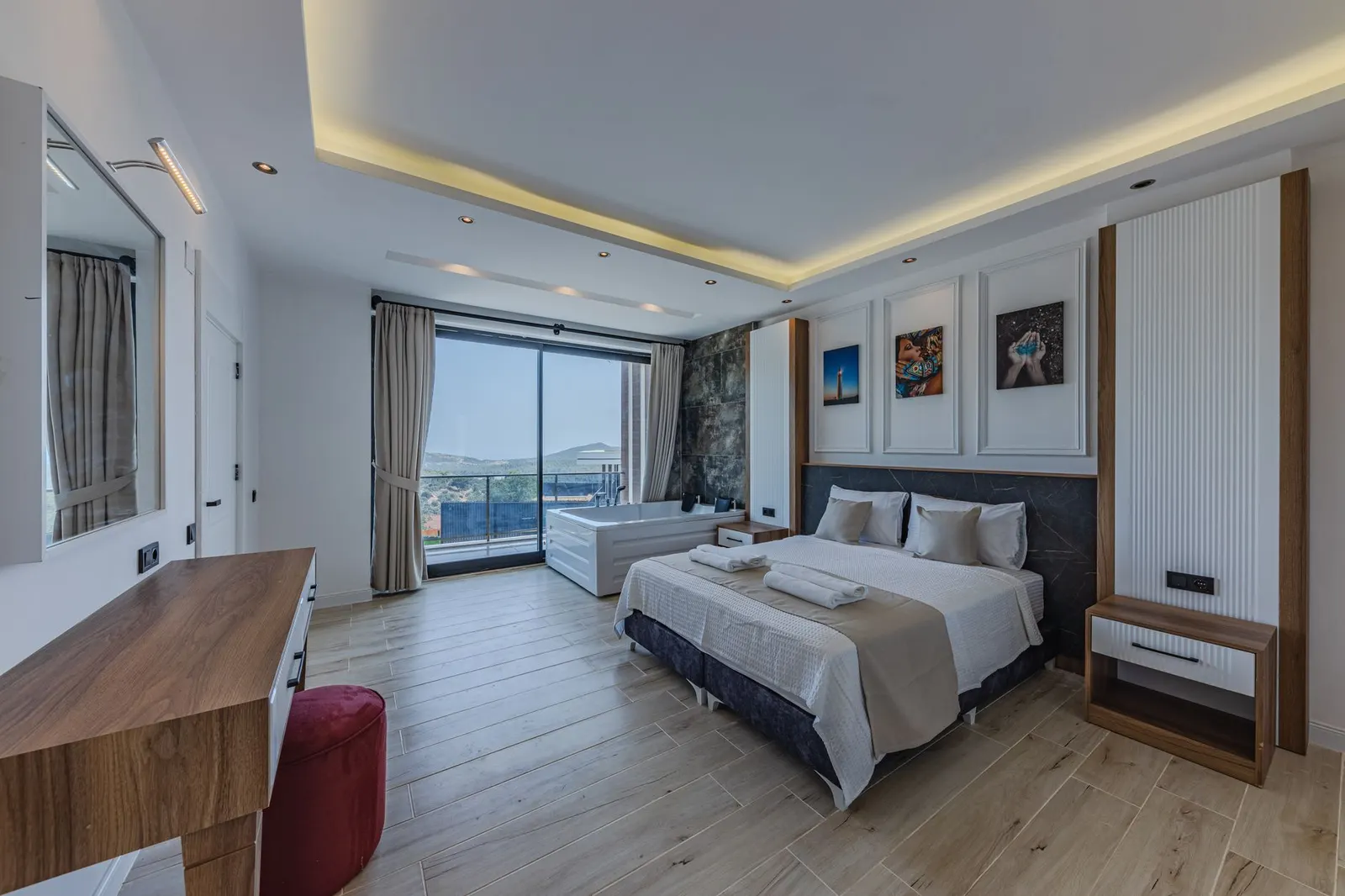 Studio à venda em Jardim Paraguaçú e Itápolis, São Paulo — Suíte