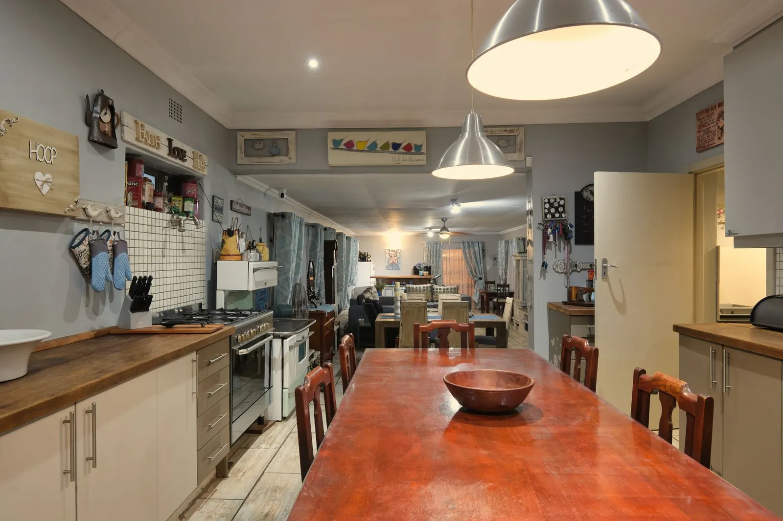 Casa 1 dormitório à venda em Teotônio Pavão, São Paulo — Sala de jantar