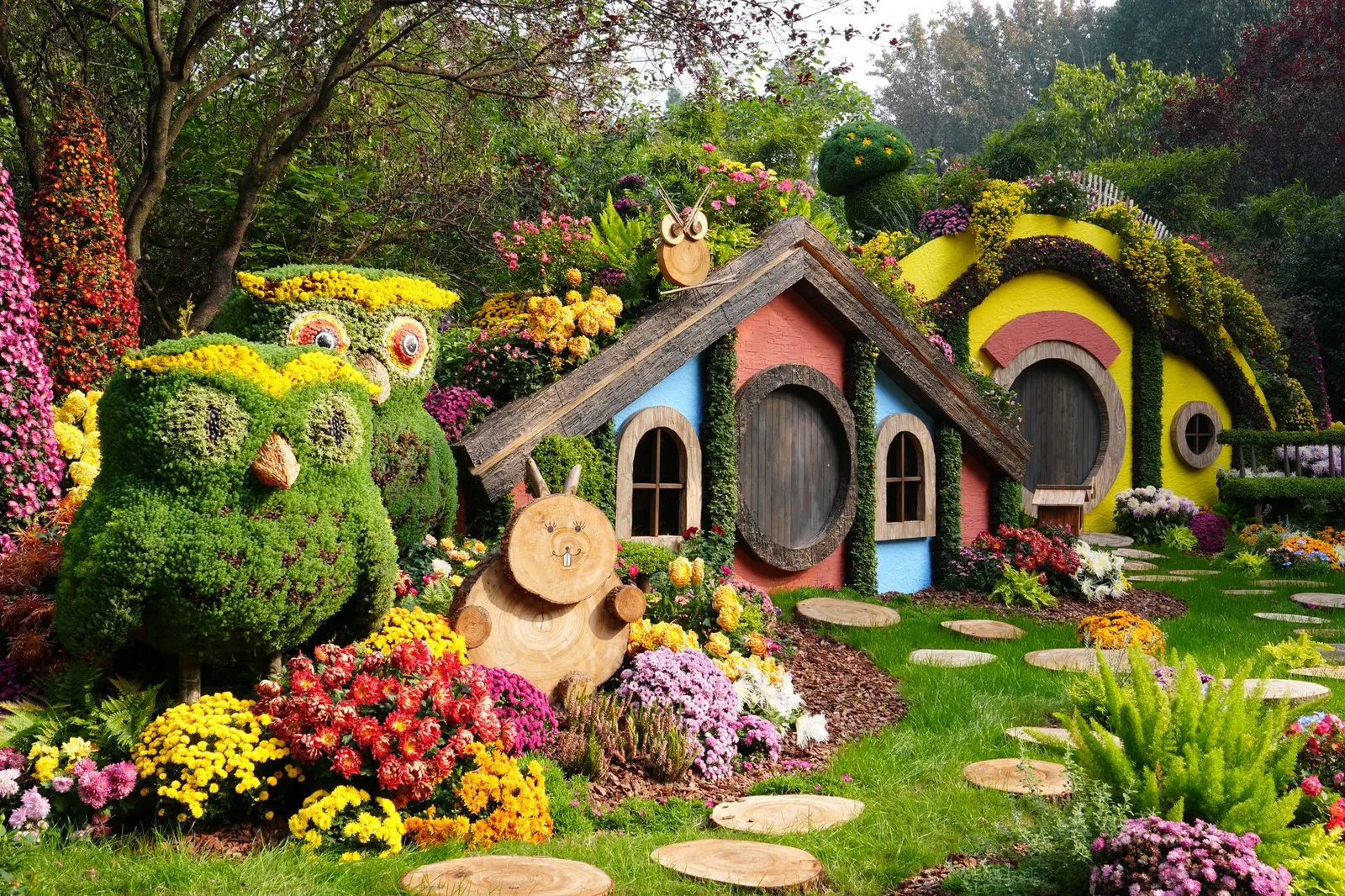 Casa 4 dormitórios para locação em Parque Cocaia VI, São Paulo — Jardim