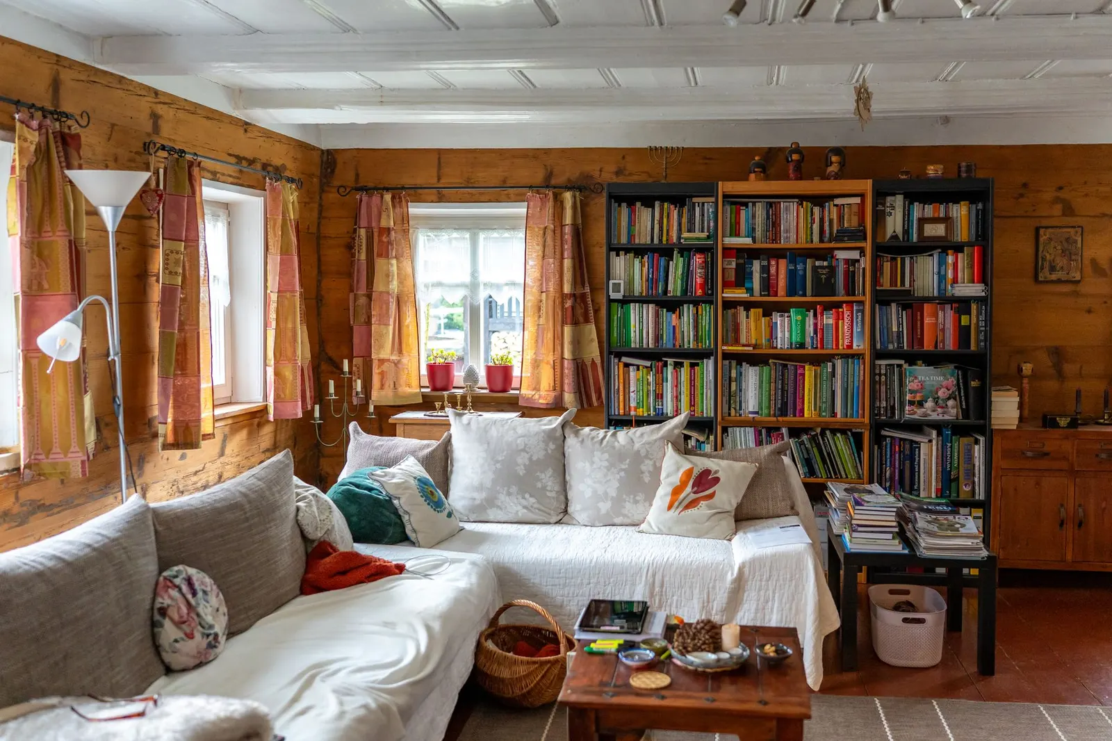Casa 2 dormitórios à venda e para locação em Vila Dania Mungo Park, São Paulo — Sala de estar