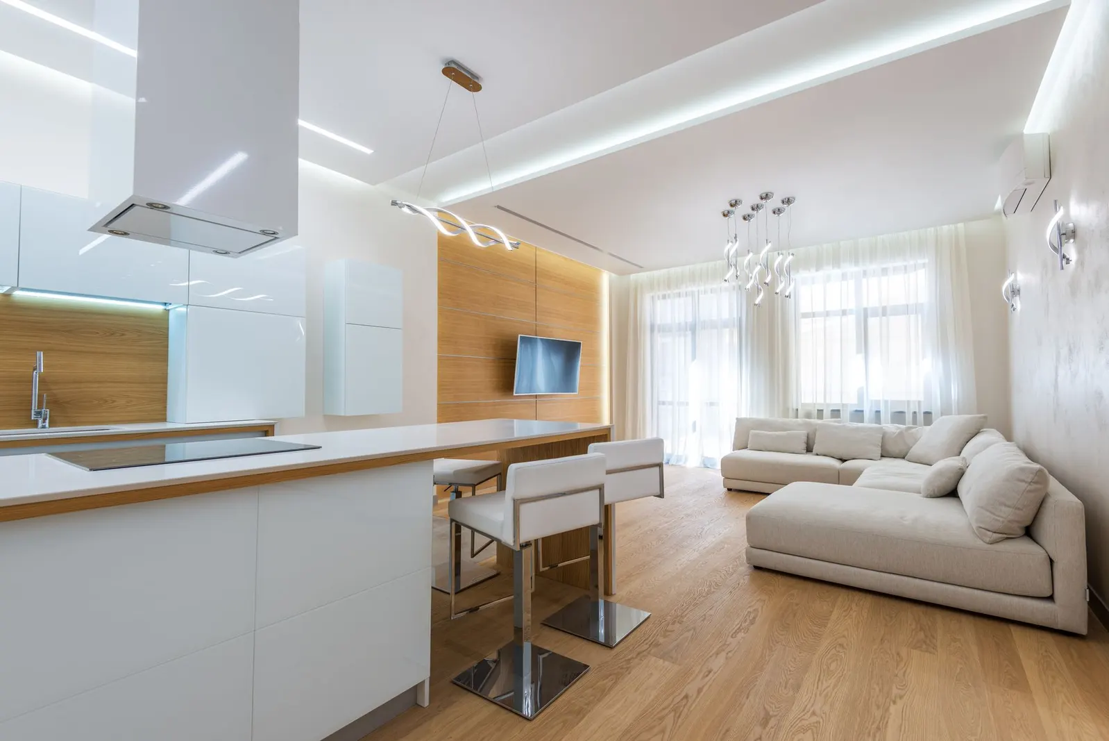 Apartamento 2 dormitórios para locação em Vila Itaim, São Paulo — Sala de estar