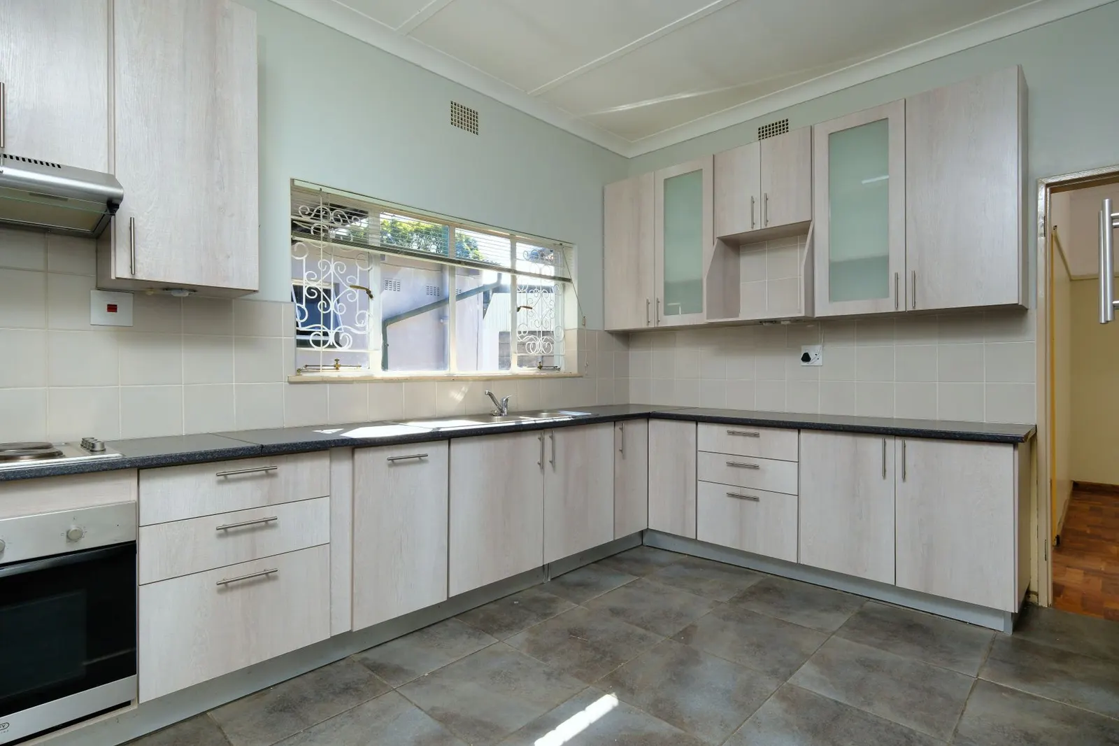 Casa 3 dormitórios à venda em Vera Cruz II, São Paulo — Cozinha