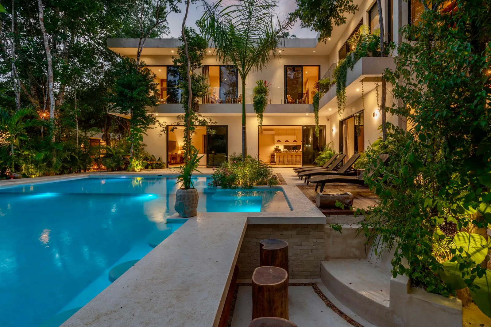Casa 2 dormitórios à venda em Jardim Paraná, São Paulo — Piscina
