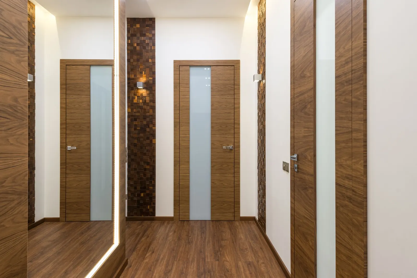 Apartamento 2 dormitórios à venda em Augusto Montenegro, São Paulo — Hall de entrada