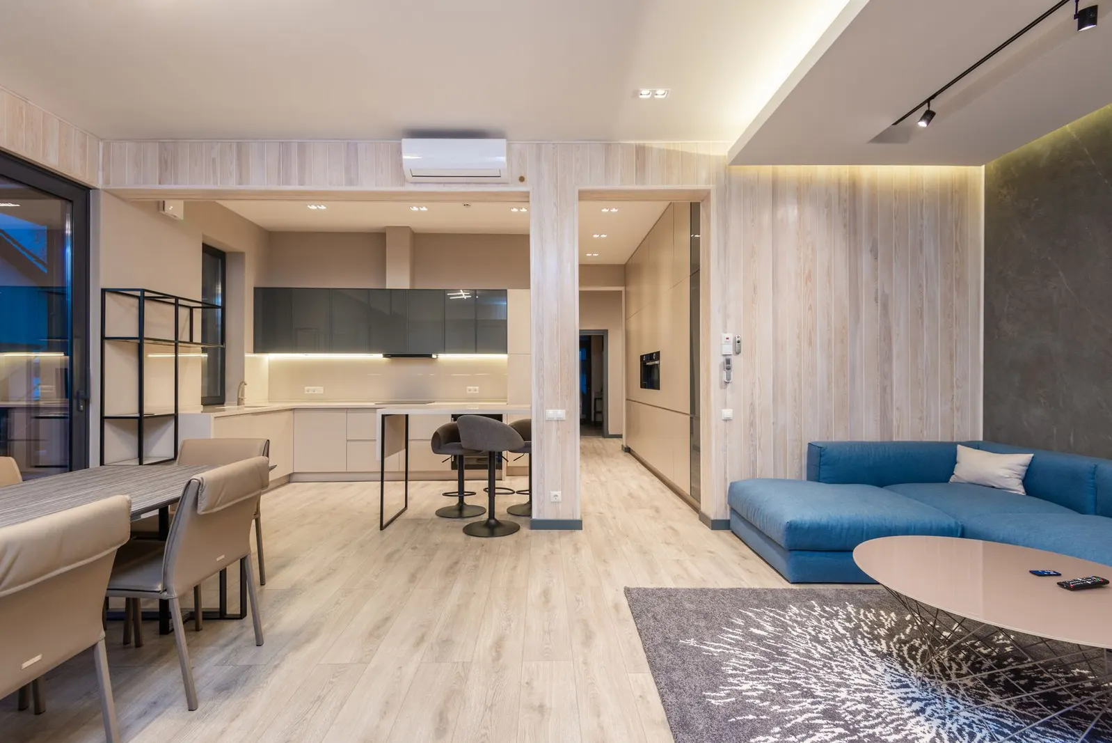 Apartamento 3 dormitórios à venda em Parelheiros, São Paulo — Sala de estar