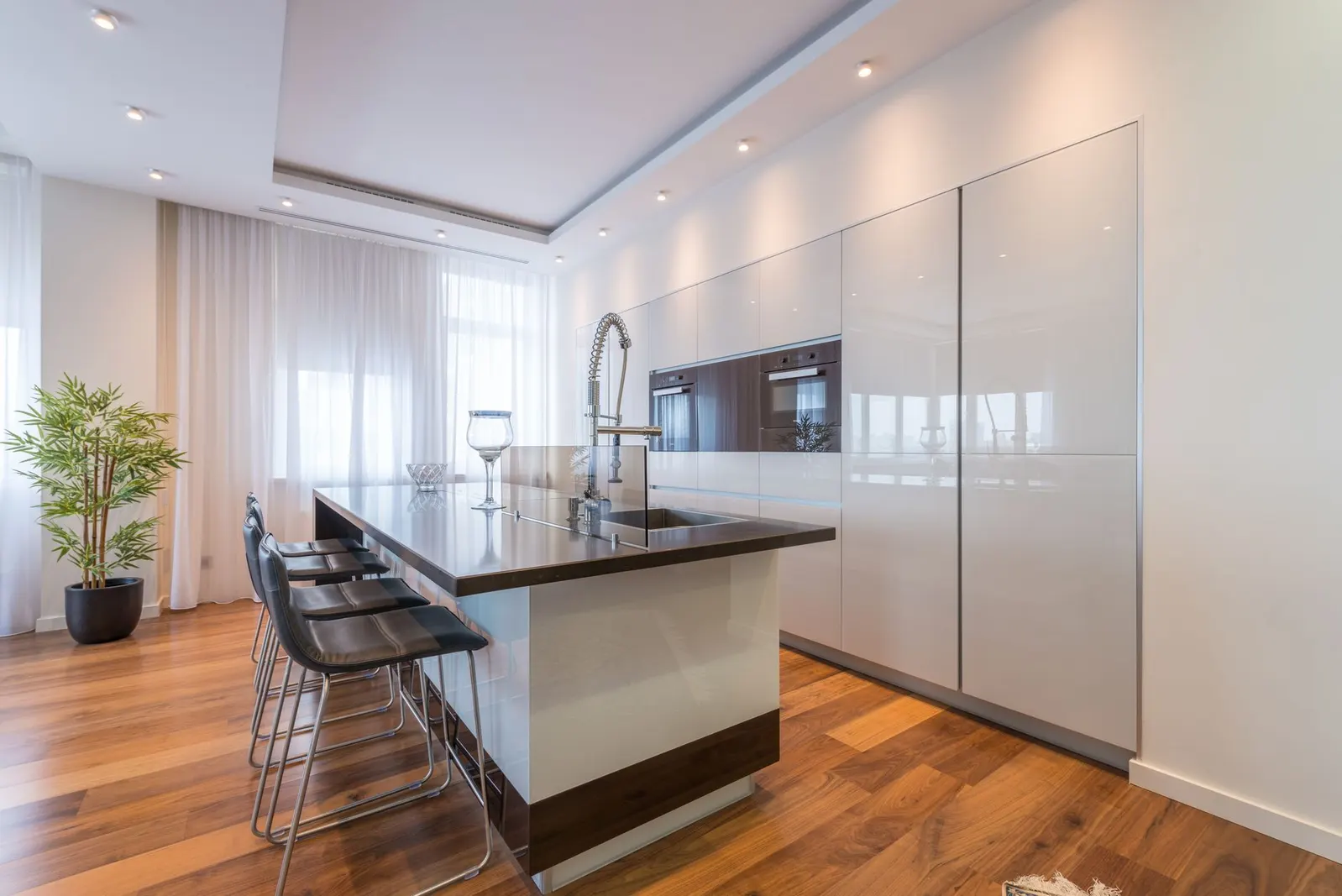 Casa 4 dormitórios para locação em Parada Inglesa, São Paulo — Cozinha